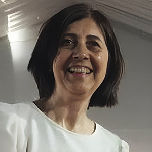 Dr. Teresa Barres Benlloch